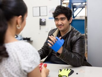 Salvador Ruiz ‘28, Electrical Engineering