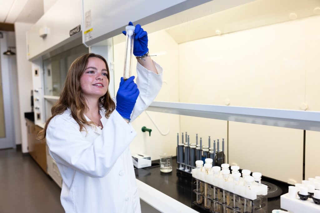 Olivia Schafer Rachel Adams Summer Research
