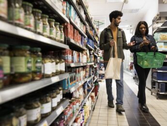 Consumers grocery shopping