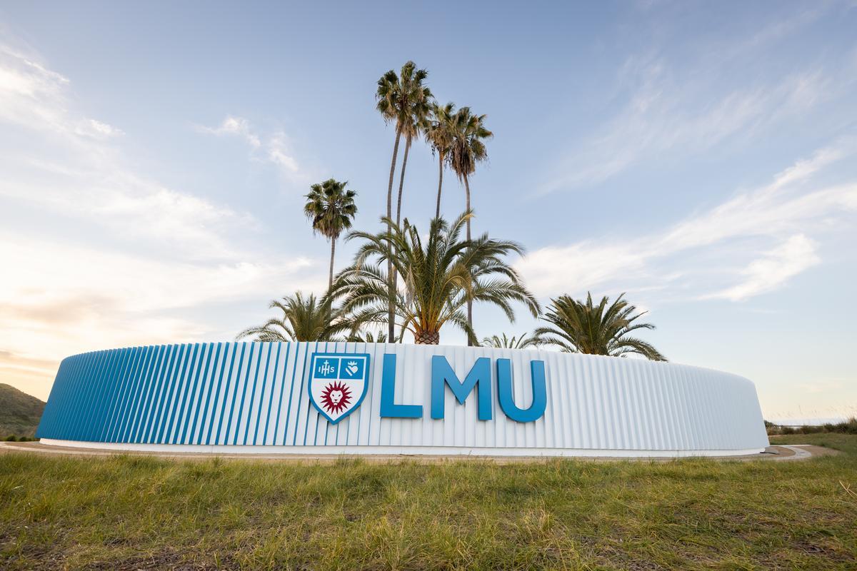 LMU Dr sign