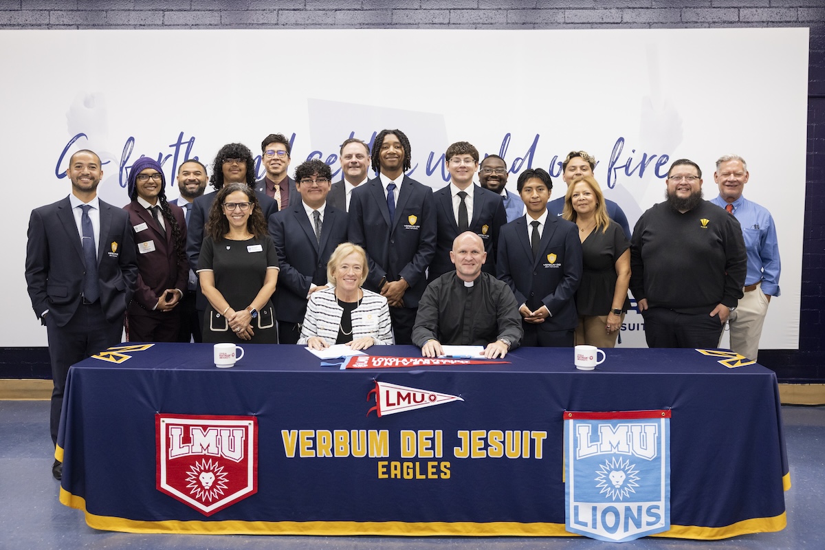 LMU-Verbum Dei signing event for new pathway program