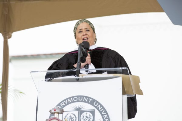 Anna Deavere Smith, the undergraduate commencement speaker, addressing students and their families