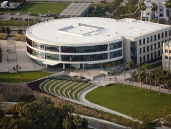 LMU’s state of the art Hannon Library.