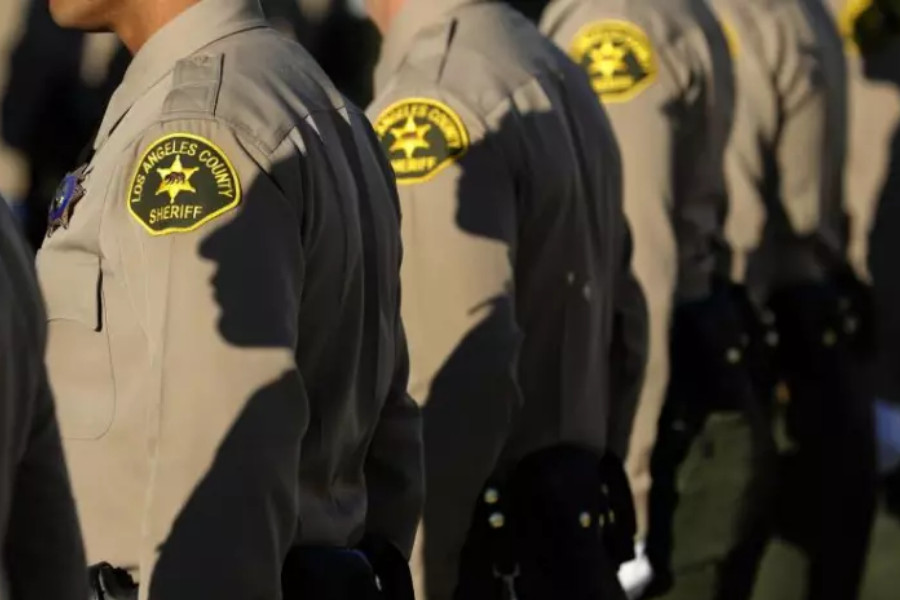 L.A. County sheriff's deputies