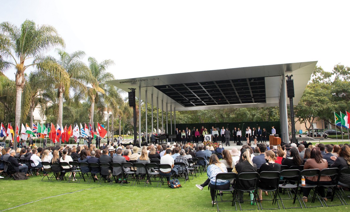 Image of an outdoor event at LMU