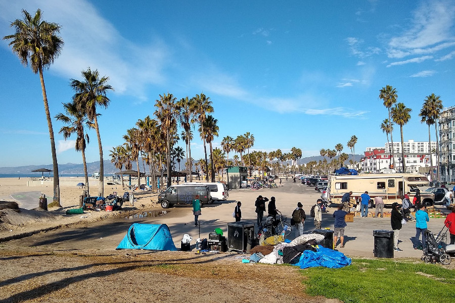 Homeless individuals at Venice Beach