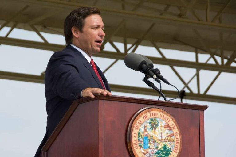 DeSantis Calls for $3,000 Bonuses for Florida Teachers Who Complete Civics Education Training